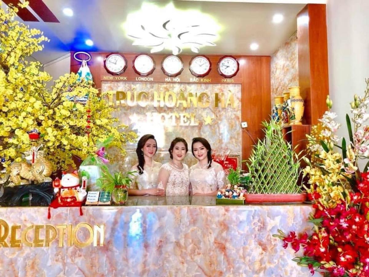 Truc Hoang Ha Hotel Kon Tum Exterior foto
